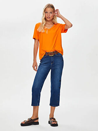 V Yaka Kısa Kol  T-Shirt S25TSH001