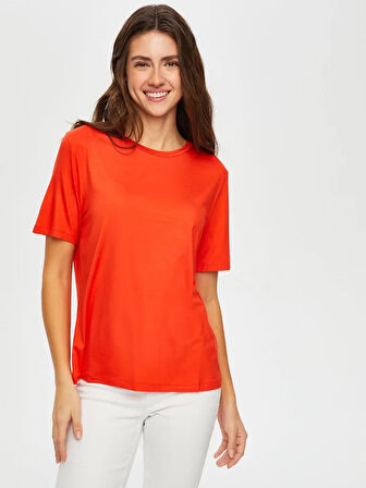 Yuvarlak Yaka Kısa Kol T-Shirt 002