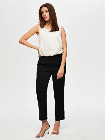 Yanı Yırtmaçlı Ütü İzli Slim Fit Şık Pantolon S25PNT010