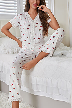 Merry See Özel Örme Kumaş Güpür Dantelli Kiraz Baskılı Kısa Kollu Pijama Takımı