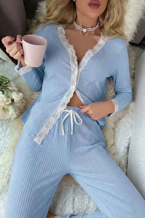 Merry See Ribanalı Dantel Detay İki Parça Pijama Takım