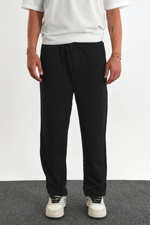 Erkek Regular Fit Yumuşak Kumaşlı Beli Lastikli Eşofman Altı Siyah