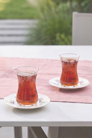 Rakle x Bengi Kurtcebe Anneanne Sofraları 8 Parça El Dekor Kesme Çay Seti 120 cc 