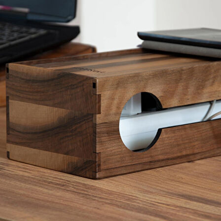 ​Woodsaka Reka Kablo Yönetim Kutusu ve Organizer & Güvenlik İstasyonu - Kayar Kapaklı - Ceviz - 32cm x 15cm x 11cm