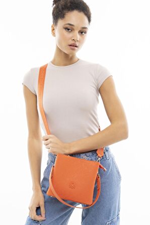 Benetton Bnt-1053 Kadın El Çantası