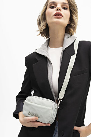 UNITED COLORS OF BENETTON KADIN ÇAPRAZ ÇANTASI C.BNT_1205