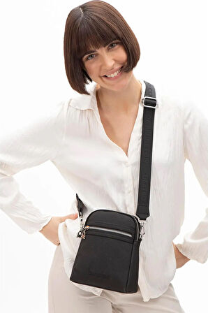 United Colors Of Benetton Mini Çapraz Çanta BNT 1584 - Siyah