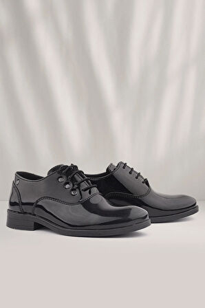 Rakerplus Smokin Siyah Rugan Bağcıklı Metal Detaylı Çocuk Klasik Ayakkabısı