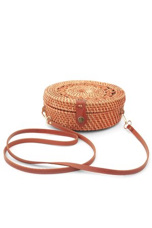 El Yapımı Hasır Rattan Desenli Yuvarlak Kutu Çanta