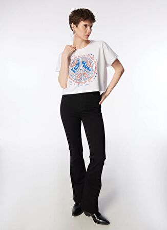 Lee Cooper O Yaka Baskılı Beyaz Kadın T-Shirt 242 LCF 242002 CASEY BEYAZ