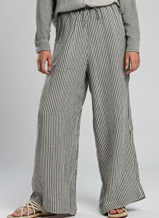 Lee Cooper Standart Bel Straight Siyah - Ekru Kadın Pantolon 252 LCF 221005 REESE SİYAH-EKRU