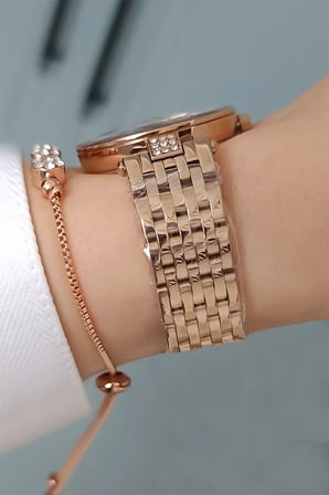 Yeni Model Kesme Camlı Çelik Bilezik Rose/Siyah Kadın Kol Saati - Zirkon Taşlı Bileklik Hediyeli