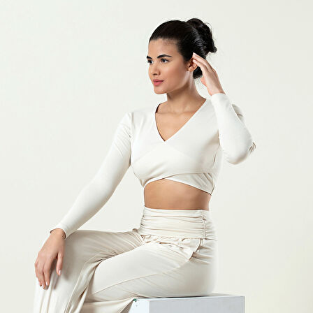 Uzun Kollu Kısa T-shirt Ekru