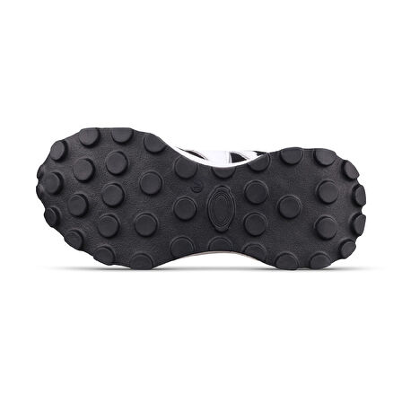 Kadın Konforlu Siyah-Beyaz Sneaker