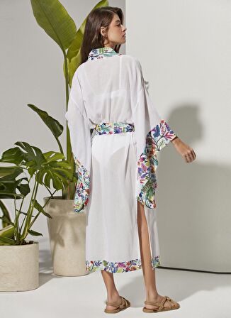 White by Nature Düz Beyaz Kadın Kimono 3266-03 ÇİÇEK DESEN UZUN KAFTAN
