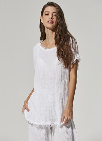 White by Nature Geniş Yaka Düz Beyaz Kadın Bluz WBN3295-S