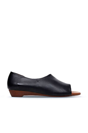 Bueno Shoes Siyah Deri Kadın Klasik Ayakkabı 01wj1605