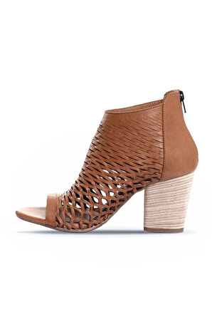 Bueno Shoes Kahverengi Deri Kadın Topuklu Sandalet 01wl3700