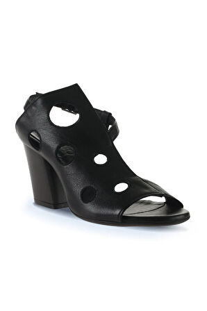Bueno Shoes Siyah Deri Kadın Topuklu Sandalet 01wl3704