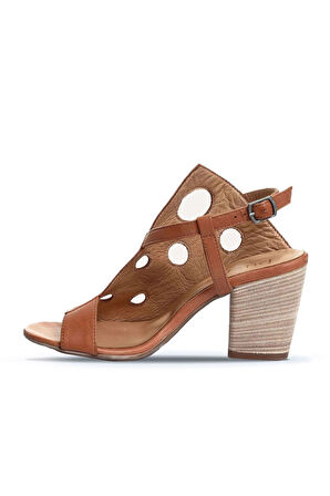 Bueno Shoes Taba Deri Kadın Topuklu Sandalet 01wl3704