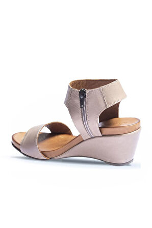 Bueno Shoes Gri Deri Kadın Dolgu Topuklu Sandalet 01wn0501