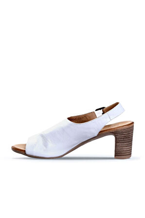 Bueno Shoes Beyaz Deri Kadın Topuklu Sandalet 01wn1513