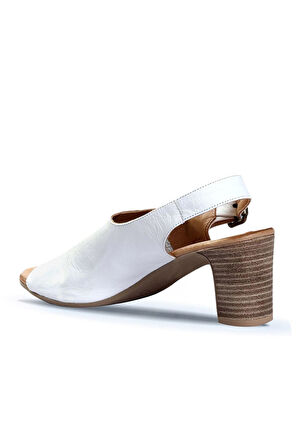 Bueno Shoes Beyaz Deri Kadın Topuklu Sandalet 01wn1513
