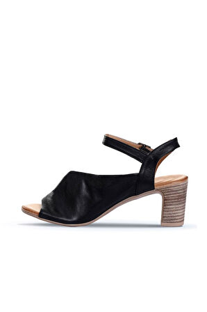 Bueno Shoes Siyah Deri Kadın Topuklu Sandalet 01wn1519