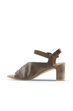 Bueno Shoes Gri Deri Kadın Topuklu Sandalet 01wn1519