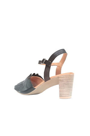 Bueno Shoes Siyah Deri Kadın Topuklu Sandalet 01wn4000