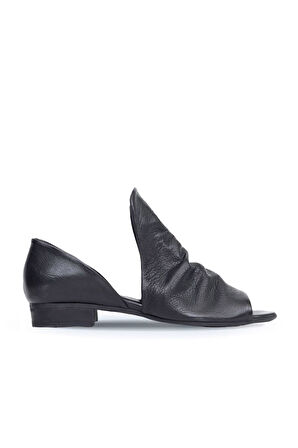 Bueno Shoes Siyah Deri Kadın Klasik Ayakkabı 01wn5111