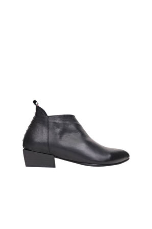 Bueno Shoes Siyah Deri Kadın Topuklu Bot 01wp7108