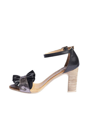 Bueno Shoes Kurşun Deri Kadın Topuklu Sandalet 01wn4300