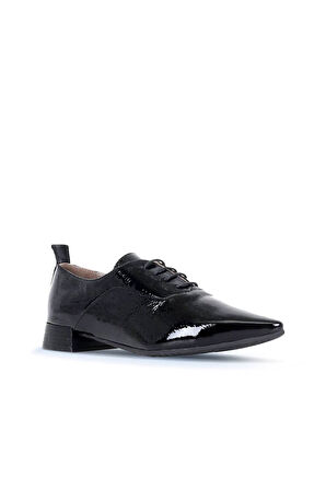 Bueno Shoes Siyah Kırışık Rugan Kadın Az Topuklu Ayakkabı 01wr3003
