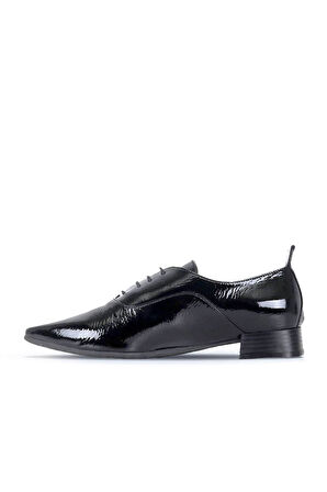 Bueno Shoes Siyah Kırışık Rugan Kadın Az Topuklu Ayakkabı 01wr3003