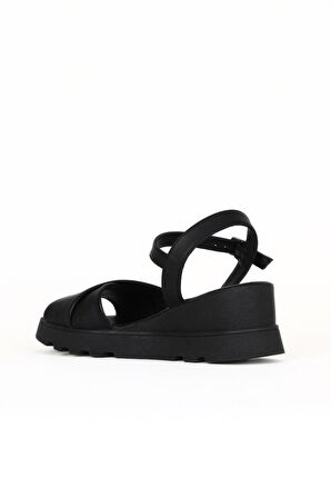 Bueno Shoes Siyah Deri Kadın Dolgu Topuklu Sandalet 01we5201