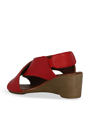 Bueno Shoes Kırmızı Deri Kadın Dolgu Topuklu Sandalet 01we4004