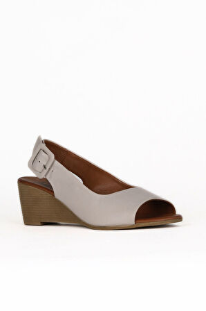 Bueno Shoes Gri Deri Kadın Dolgu Topuklu Sandalet 01we4002
