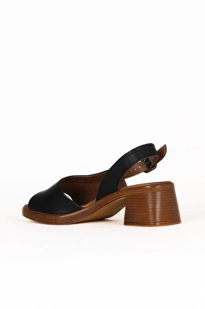 Bueno Shoes Siyah Deri Kadın Topuklu Sandalet 01we3803
