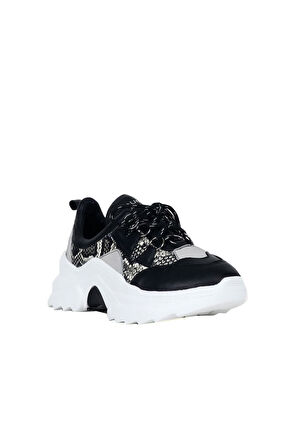 Bueno Shoes Siyah Deri Kadın Dolgu Topuklu Spor Ayakkabı 01ws3304