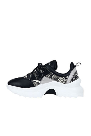 Bueno Shoes Siyah Deri Kadın Dolgu Topuklu Spor Ayakkabı 01ws3304