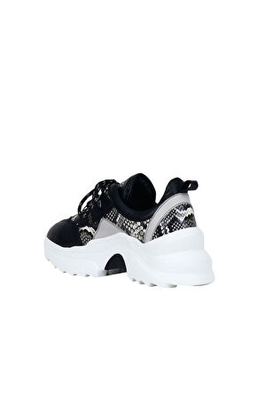 Bueno Shoes Siyah Deri Kadın Dolgu Topuklu Spor Ayakkabı 01ws3304