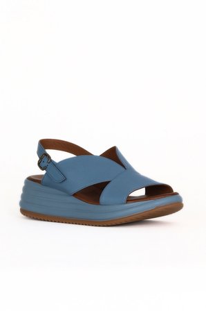 Bueno Shoes Mavi Deri Kadın Dolgu Topuklu Sandalet 01we3202