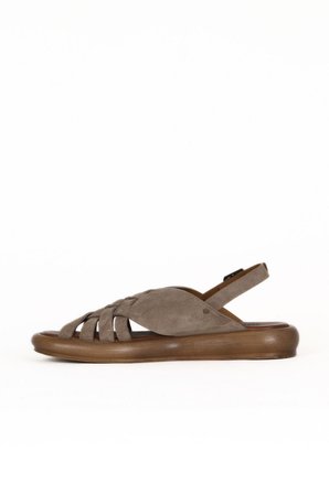 Bueno Shoes Kum Alf Süet Kadın Düz Sandalet 01we3102