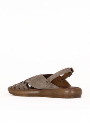 Bueno Shoes Kum Alf Süet Kadın Düz Sandalet 01we3102
