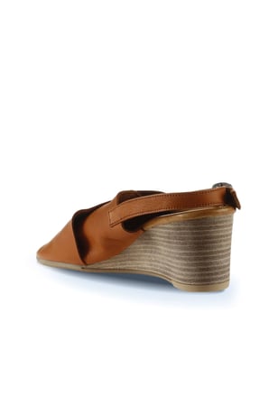 Bueno Shoes Taba Deri Kadın Dolgu Topuklu Sandalet 01wq8603