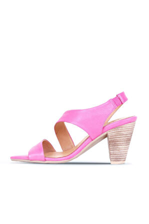 Bueno Shoes Fuşya Deri Kadın Topuklu Sandalet 01ws6700