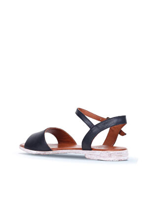 Bueno Shoes Siyah Deri Kadın Düz Sandalet 01wn5003