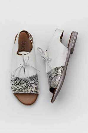 Bueno Shoes Beyaz Yılan Deri Kadın Sandalet 01ws2510