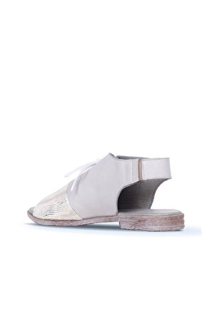 Bueno Shoes Gri Yılan Deri Kadın Sandalet 01ws2510